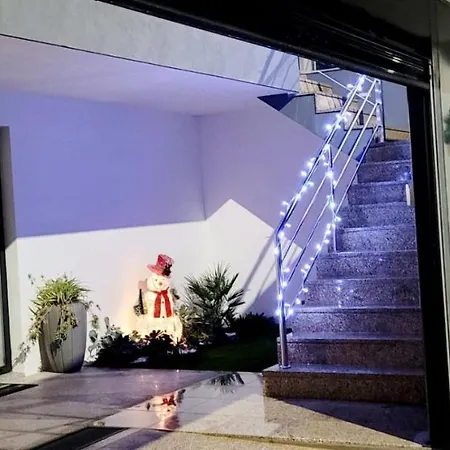 Ferienhaus Geresmarinahouse Geres