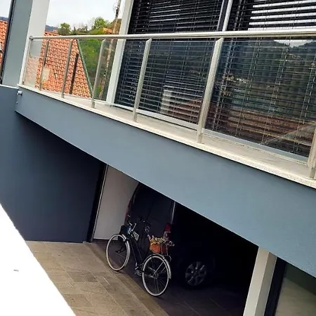 Geresmarinahouse Geres