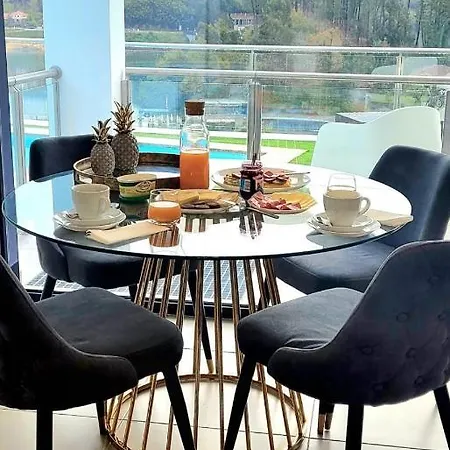 Geresmarinahouse Semesterbostad Geres