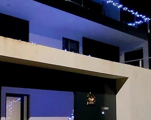 펜션 Geresmarinahouse 제어스