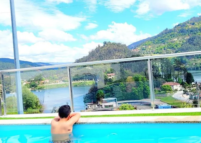 Geresmarinahouse * Geres