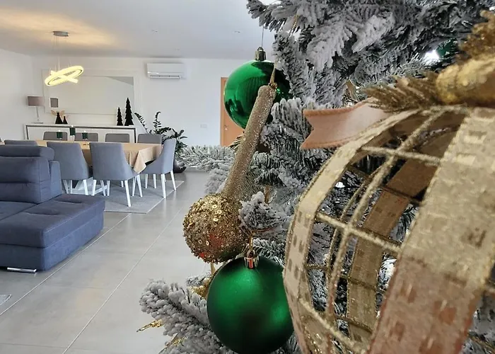 Geresmarinahouse 펜션 *